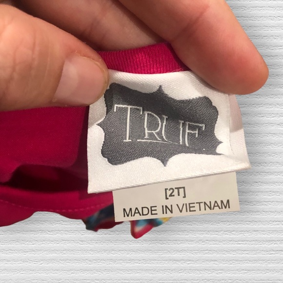 True Brand Ruffle Set - Picture 4 of 5